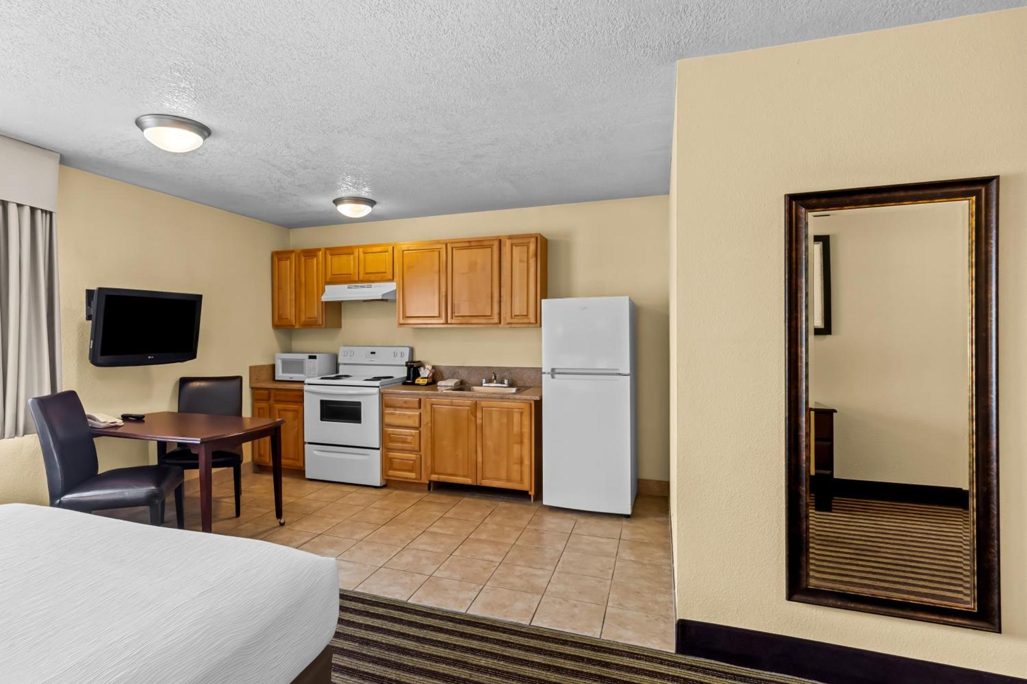 Quality Inn & Suites Vancouver - Hazel Dell Eksteriør bilde