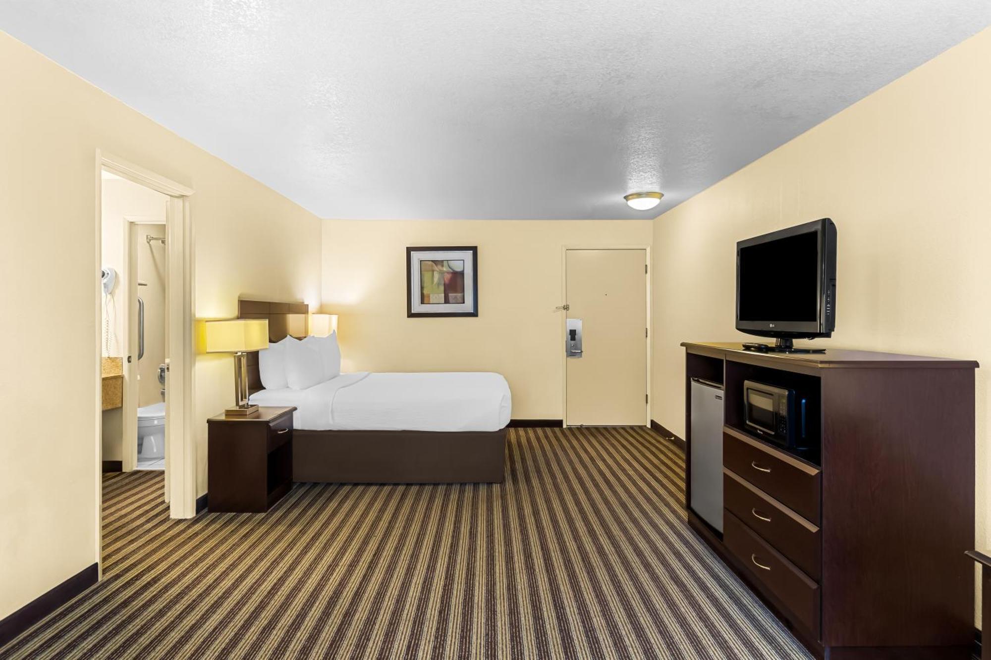 Quality Inn & Suites Vancouver - Hazel Dell Eksteriør bilde