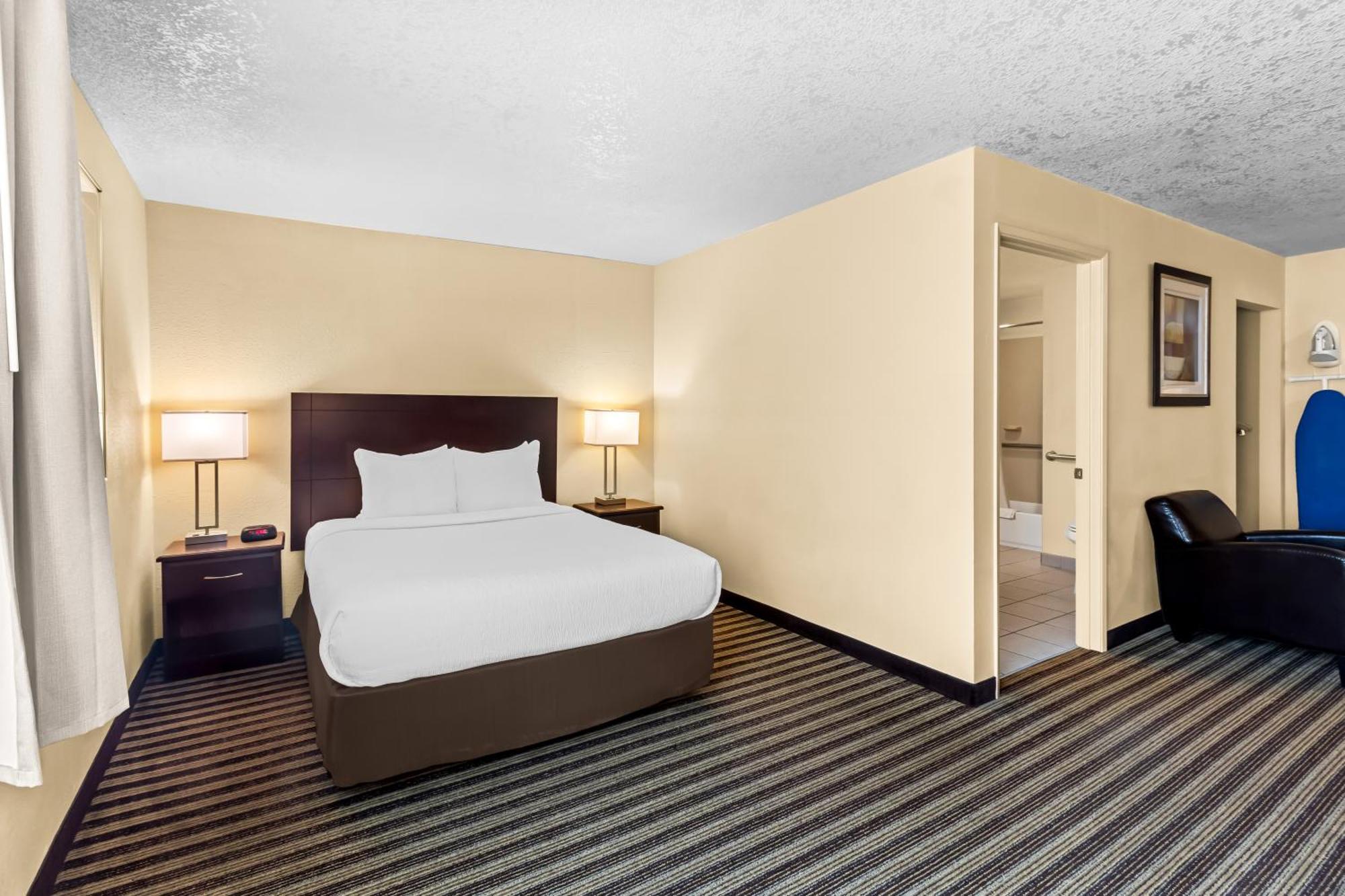 Quality Inn & Suites Vancouver - Hazel Dell Eksteriør bilde