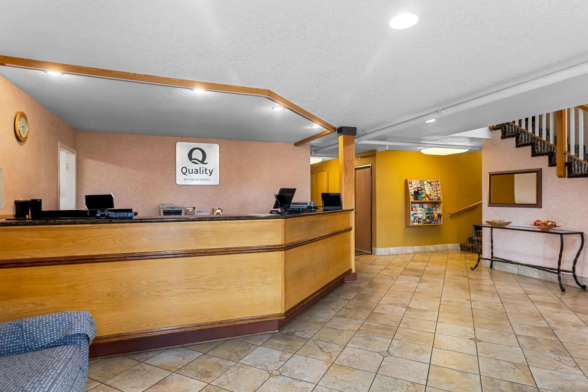 Quality Inn & Suites Vancouver - Hazel Dell Eksteriør bilde