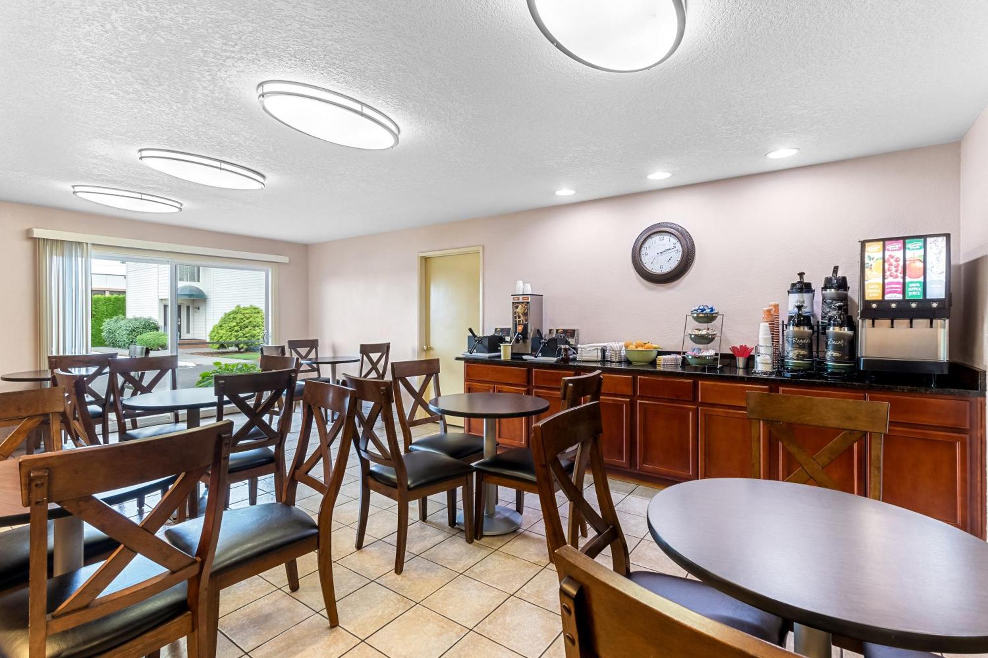 Quality Inn & Suites Vancouver - Hazel Dell Eksteriør bilde
