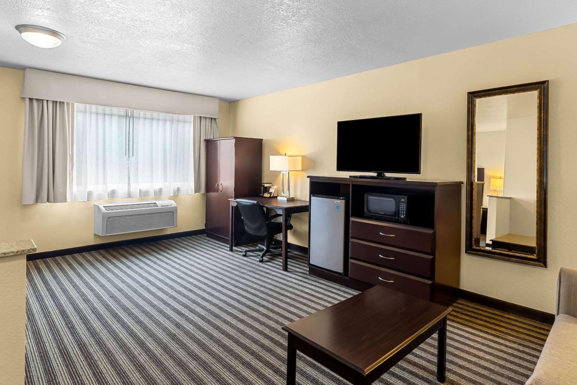 Quality Inn & Suites Vancouver - Hazel Dell Eksteriør bilde