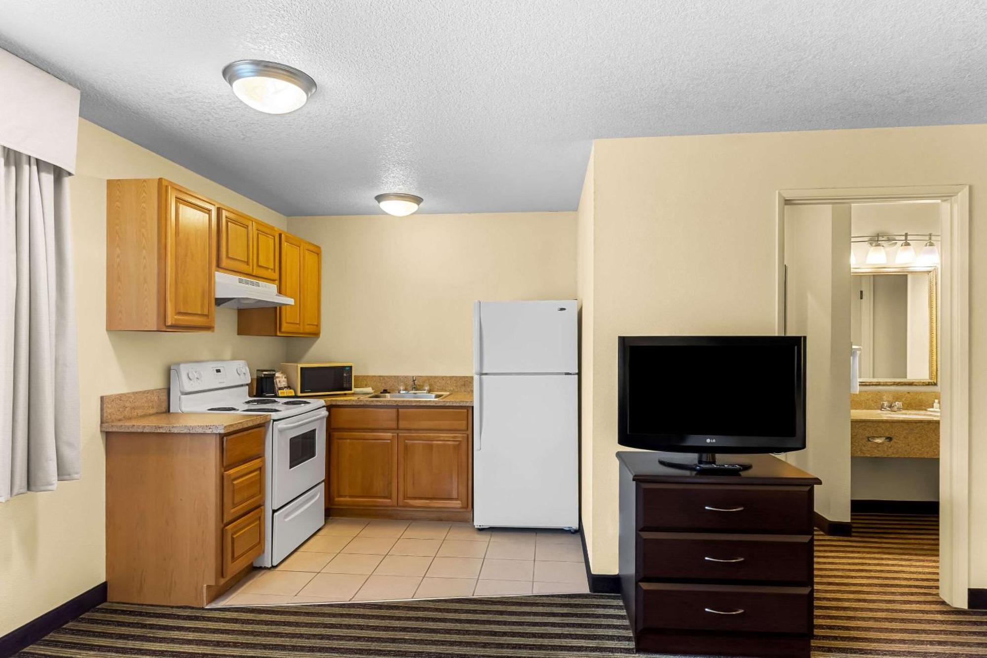 Quality Inn & Suites Vancouver - Hazel Dell Eksteriør bilde