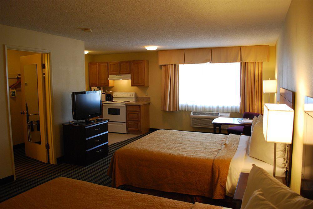 Quality Inn & Suites Vancouver - Hazel Dell Eksteriør bilde
